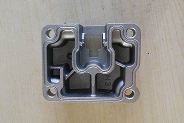 <a href=http://daluosuo.cn/news_article?news_id=125>天津縫紉機(jī)配件</a>